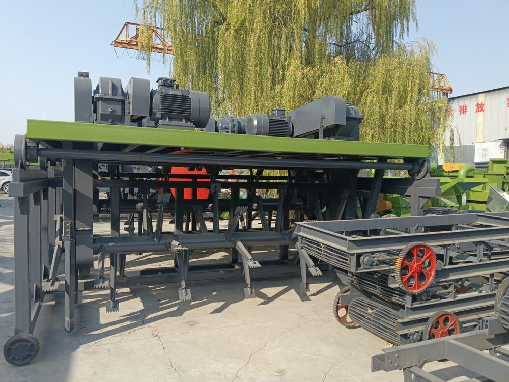 Groove Type Compost Turner - photo 2