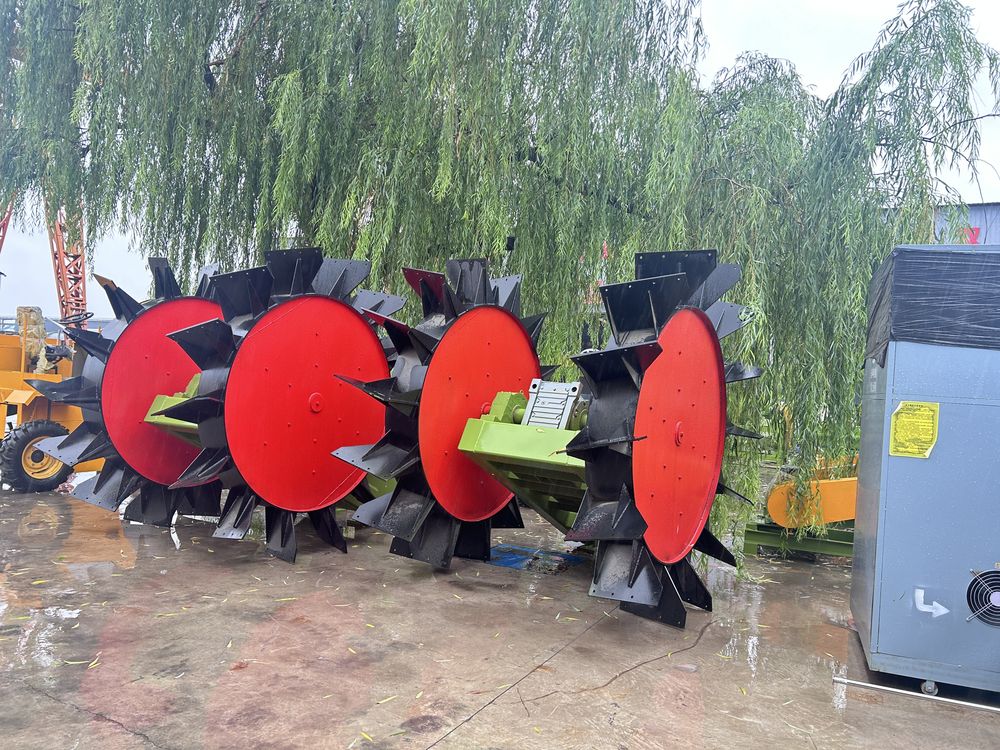 Wheel Type Compost Turner - photo 3