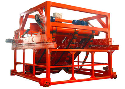 Chain plate type turner machine for organic waste composting