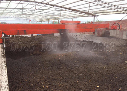 Large scale compost turner for trench compost making