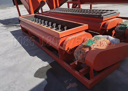 https://organicfertilizermachines.com/wp-content/uploads/2019/12/double-shafts-horizontal-mixer.jpg